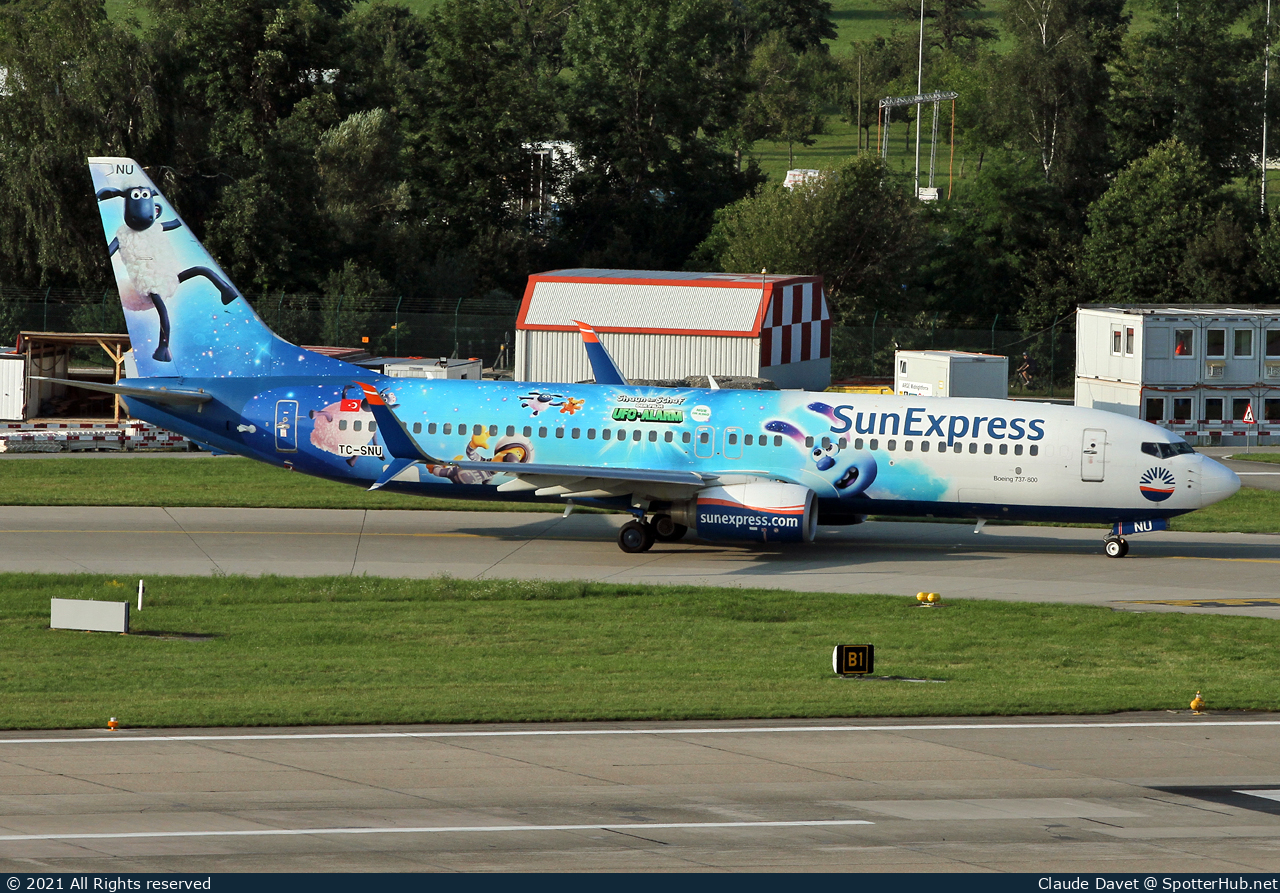 Photo of TC-SNU - Boeing 737-8HC operated by SunExpress