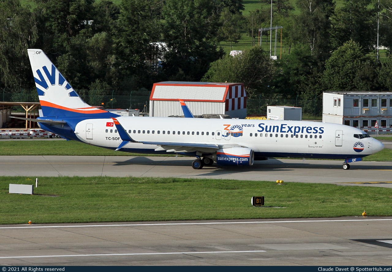 Photo of TC-SOF - Boeing 737-8HC operated by SunExpress