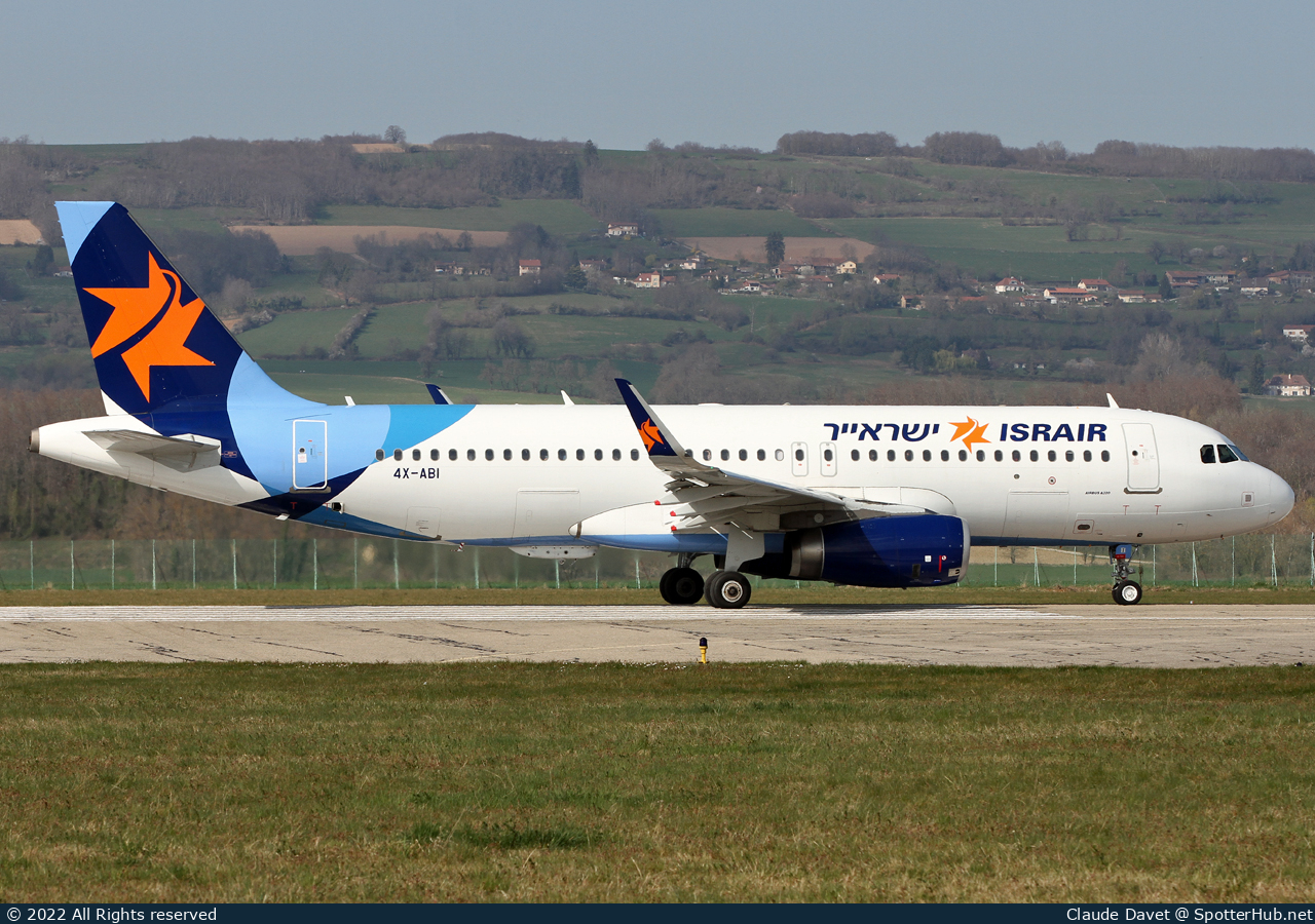 Photo of 4X-ABI - Airbus A320-232 operated by Israir
