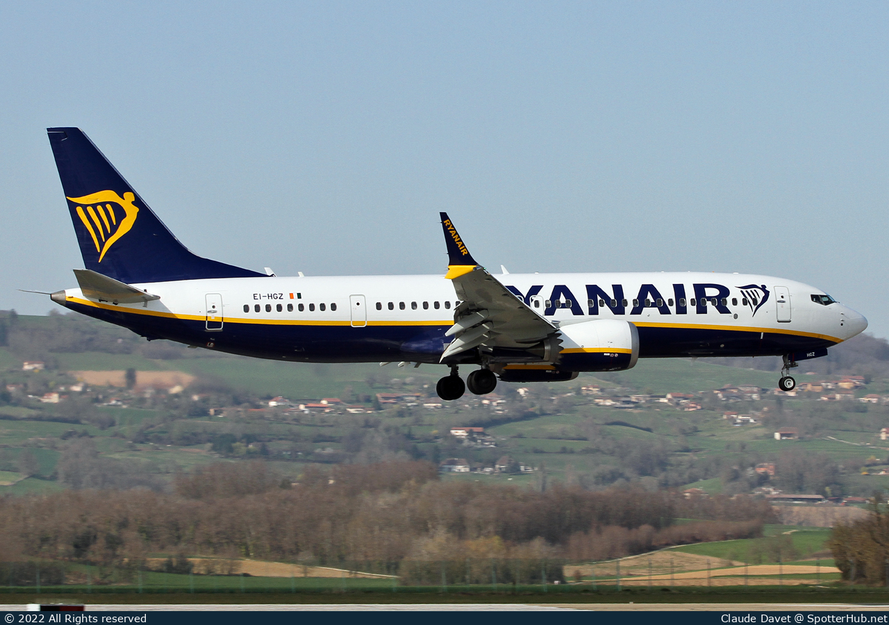 Photo of EI-HGZ - Boeing 737 MAX 8-200 operated by Ryanair