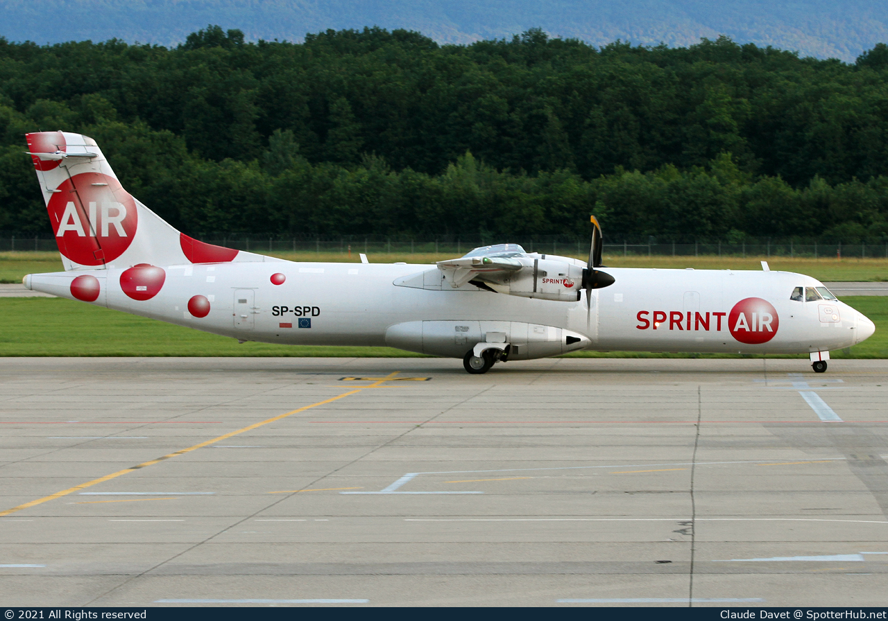 Photo of SP-SPD - ATR 72-212(F) operated by SprintAir