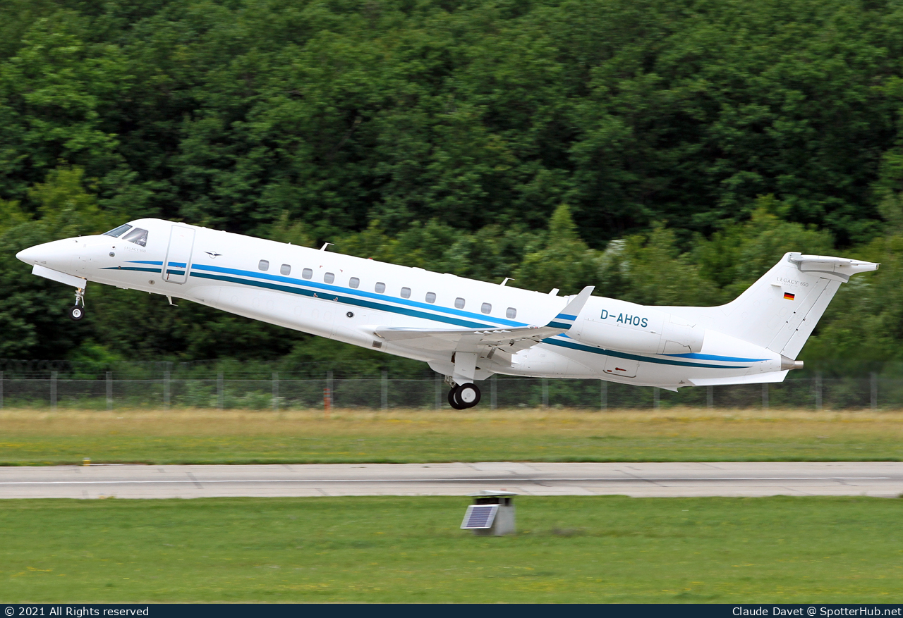 Photo of D-AHOS - Embraer Legacy 650 operated by Air Hamburg