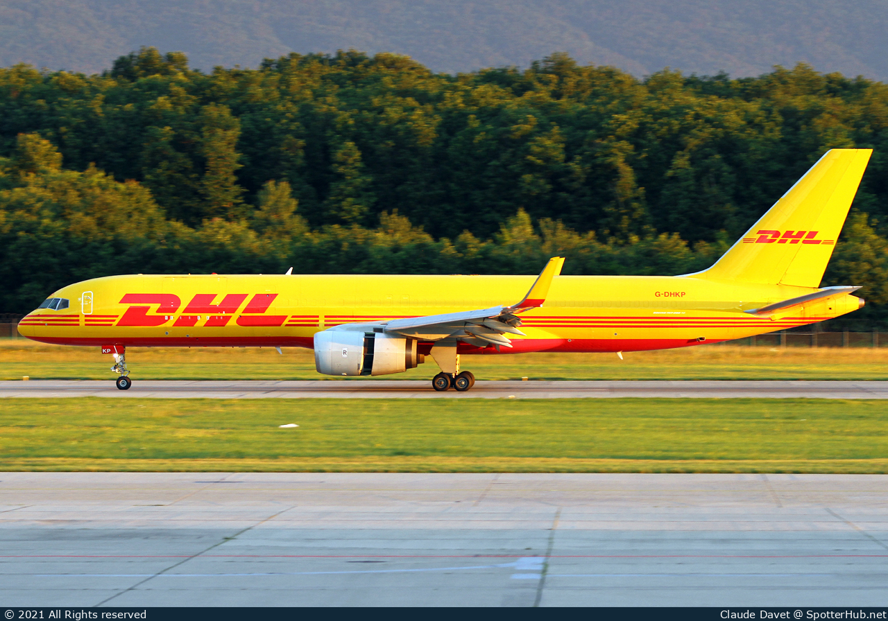 Photo of G-DHKP - Boeing 757-223(PCF) operated by DHL Air