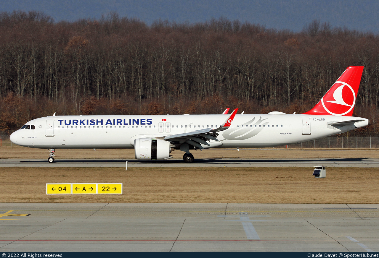 Photo of TC-LSD - Airbus A321-271NX operated by Turkish Airlines