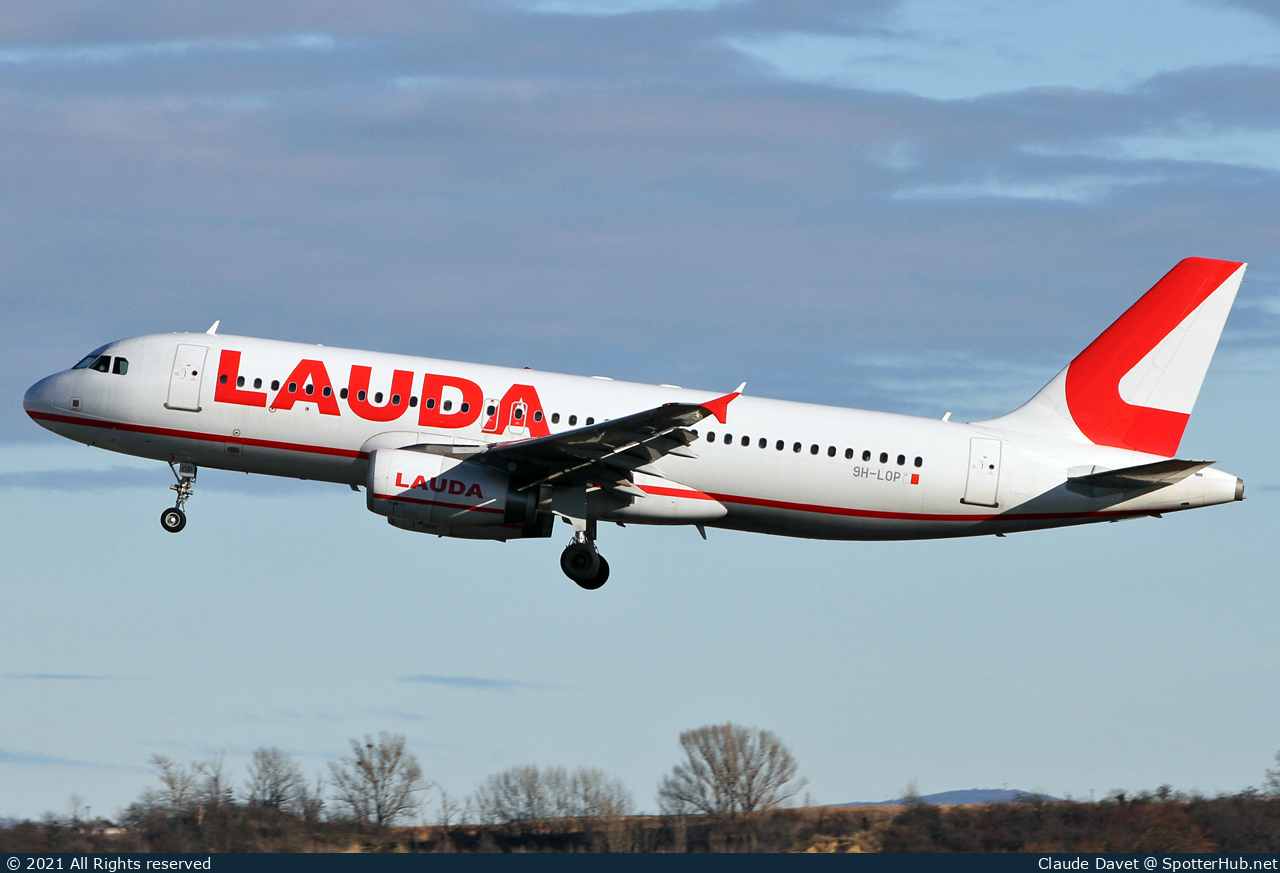 Photo of 9H-LOP - Airbus A320-232 operated by Lauda Europe