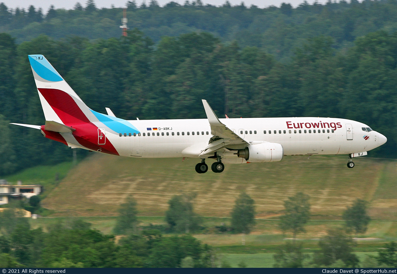 Photo of D-ABKJ - Boeing 737-86J operated by Eurowings (opb TUIfly)