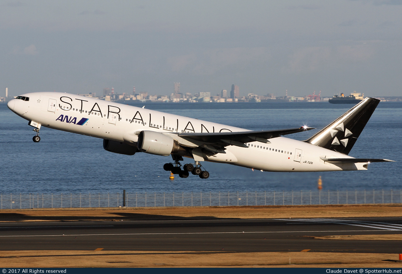 Photo of JA712A - Boeing 777-281 operated by ANA All Nippon Airways