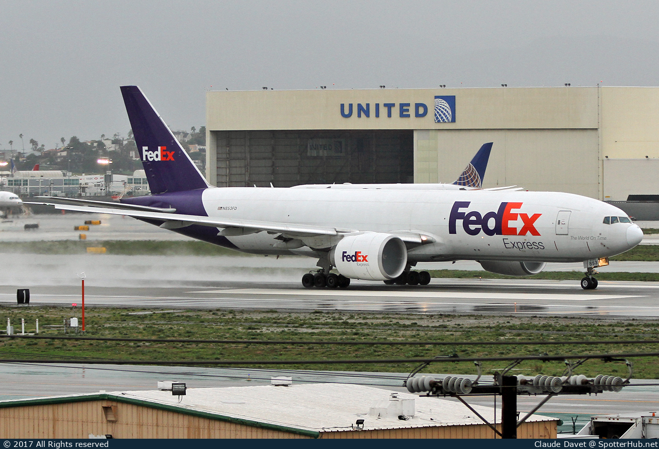 Photo of N853FD - Boeing 777-FS2 operated by FedEx