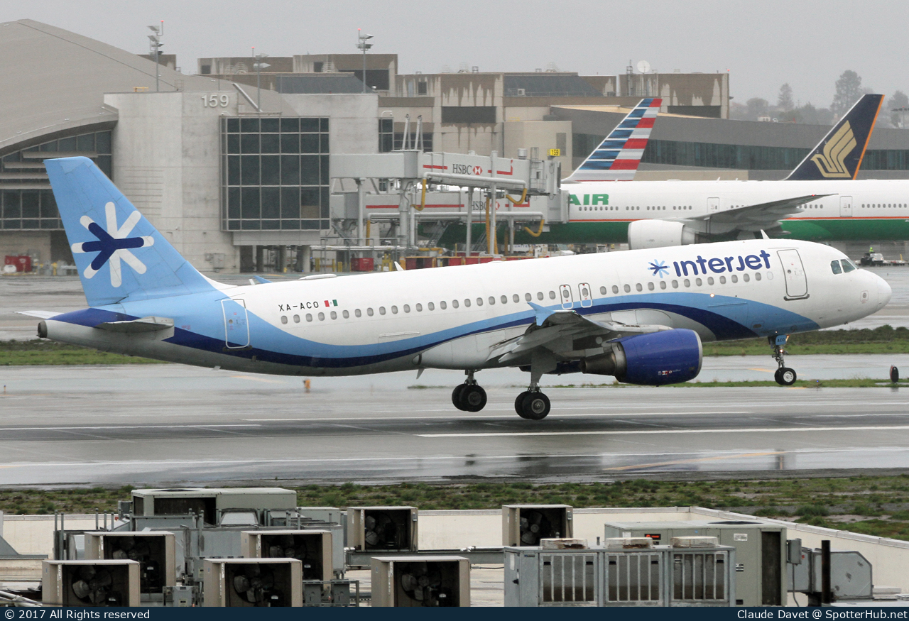 Photo of XA-ACO - Airbus A320-214 operated by Interjet