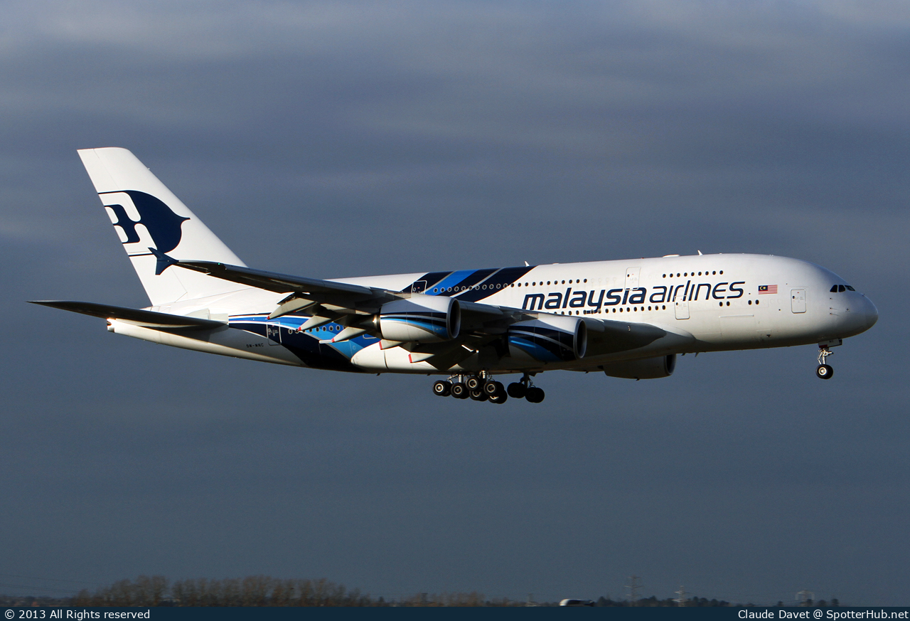 Photo of 9M-MNC - Airbus A380-841 operated by Malaysia Airlines