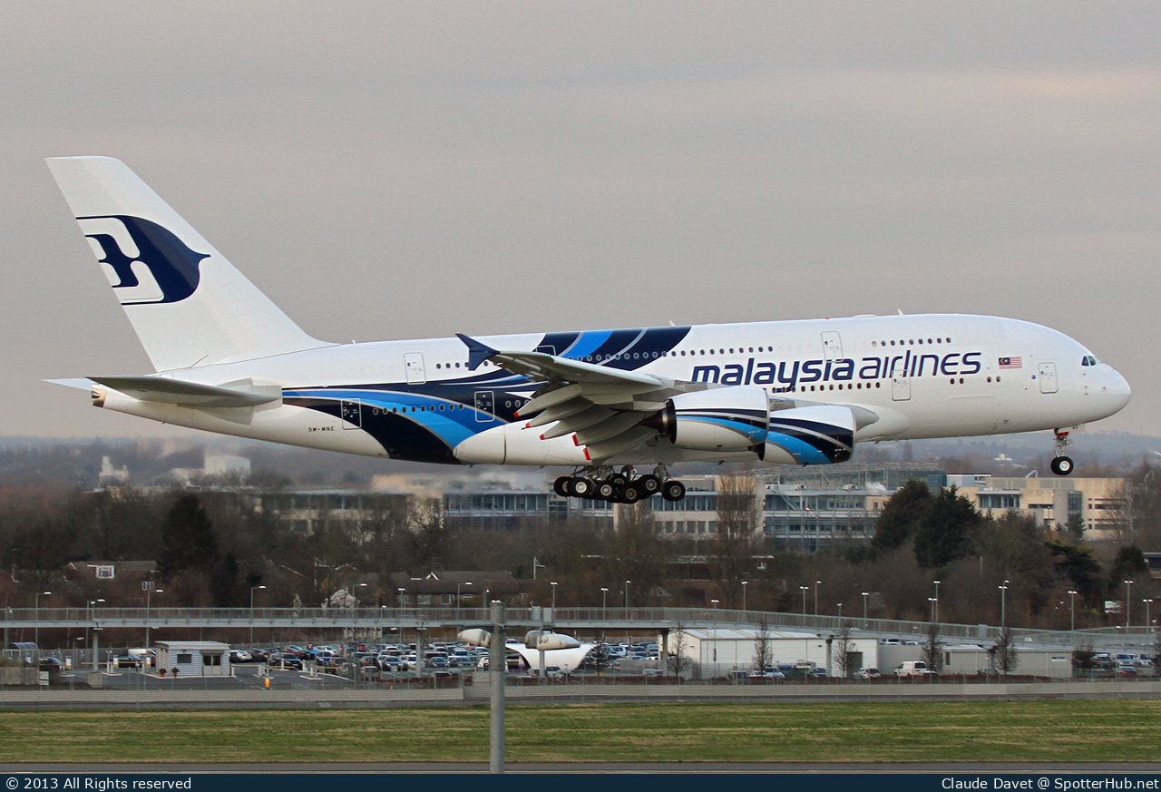 Photo of 9M-MNE - Airbus A380-841 operated by Malaysia Airlines