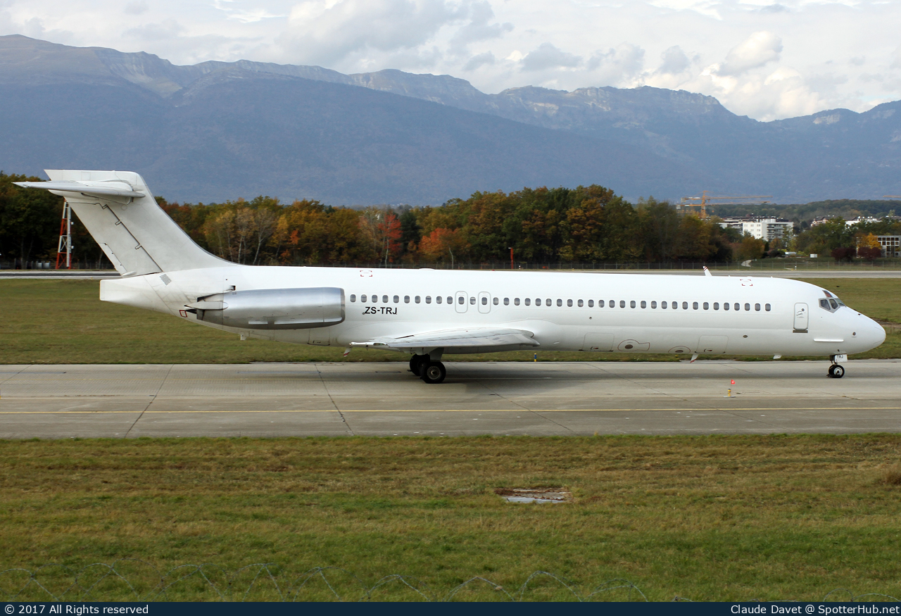 Photo of ZS-TRJ - McDonnell Douglas MD-87 operated by Gryphon Airlines
