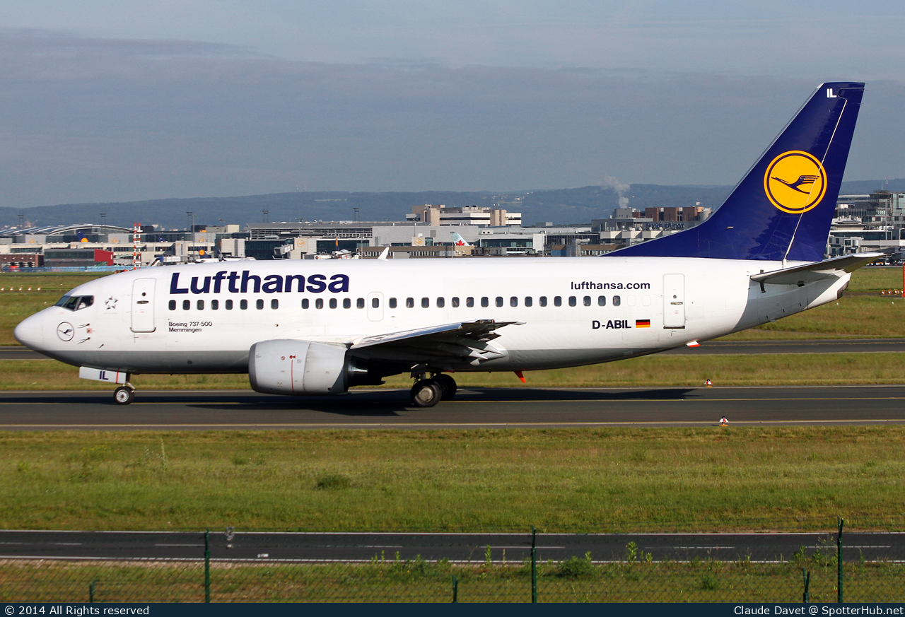Photo of D-ABIL - Boeing 737-530 operated by Lufthansa