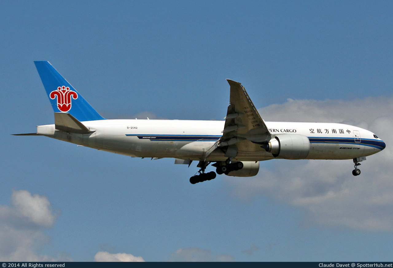 Photo of B-2042 - Boeing 777-F1B operated by China Southern Cargo