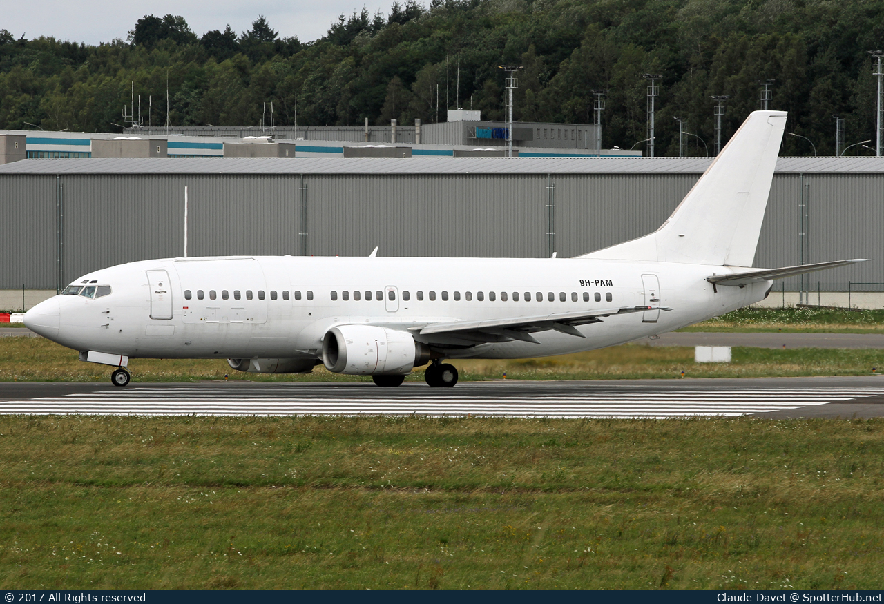Photo of 9H-PAM - Boeing 737-33A(QC) operated by Maleth-Aero