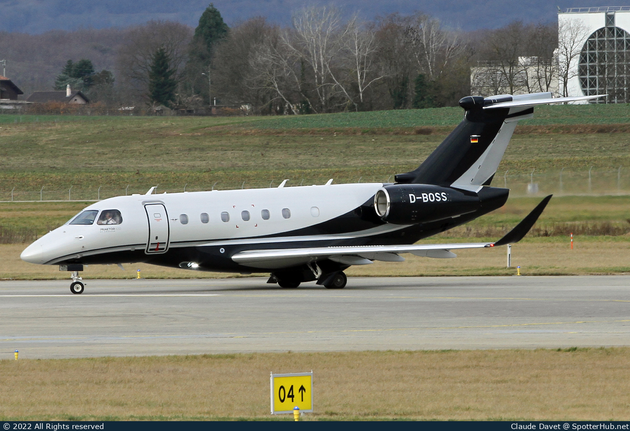 Photo of D-BOSS - Embraer Praetor 600 operated by Air Hamburg
