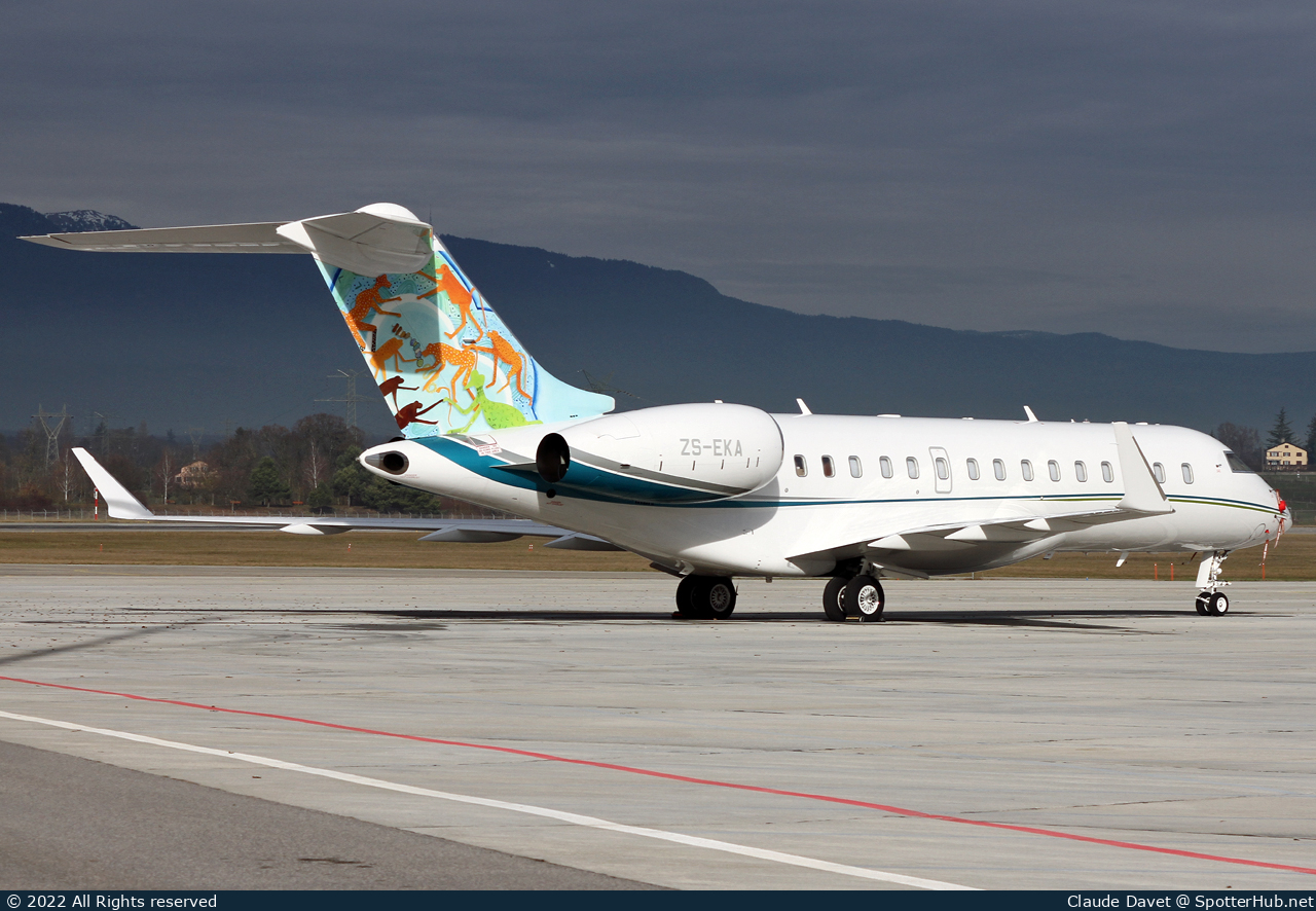 Photo of ZS-EKA - Bombardier Global 6500 operated by Fireblade Aviation