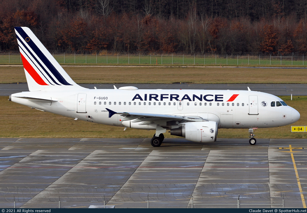 Photo of F-GUGO - Airbus A318-111 operated by Air France