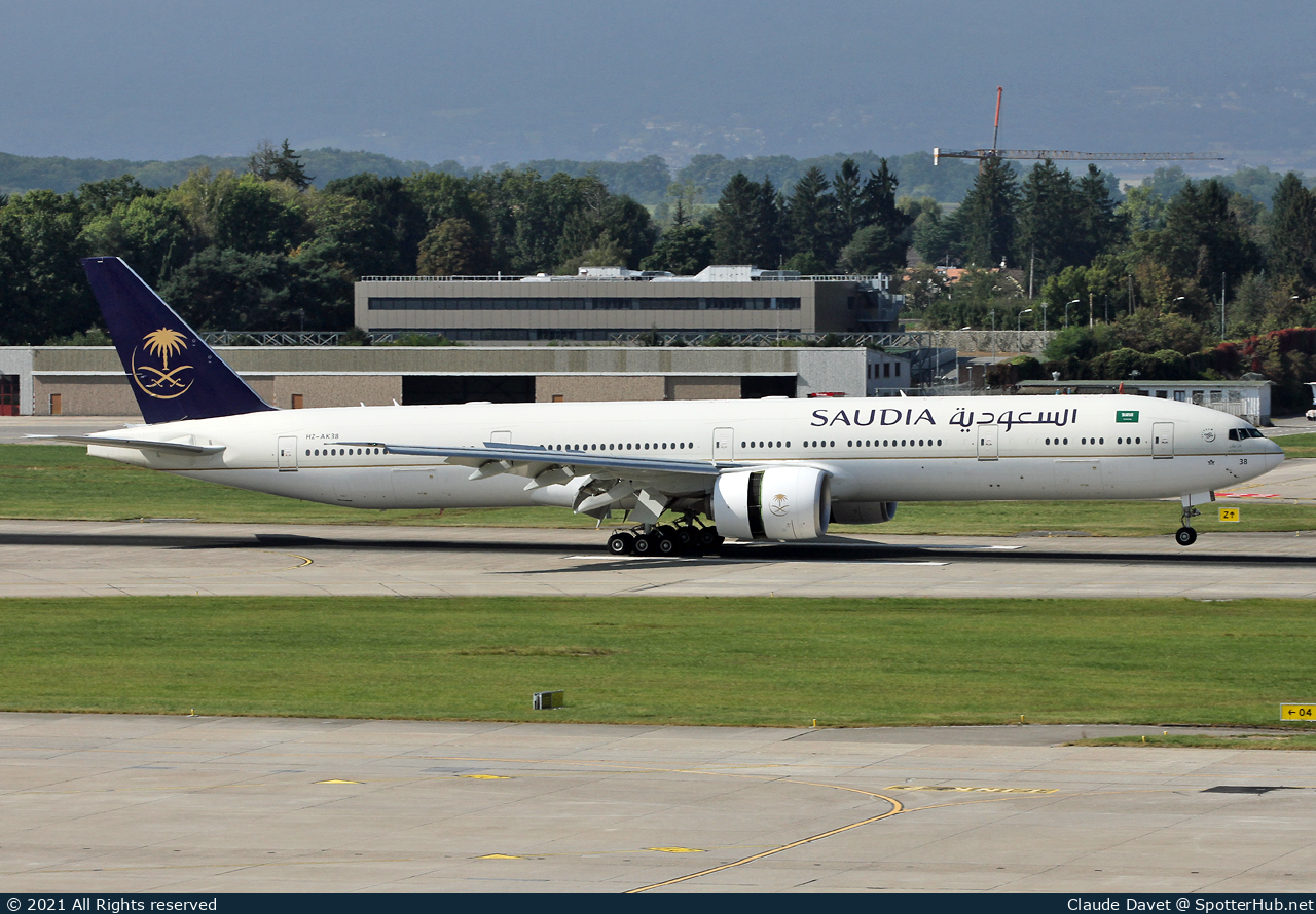Photo of HZ-AK38 - Boeing 777-3FG(ER) operated by Saudia