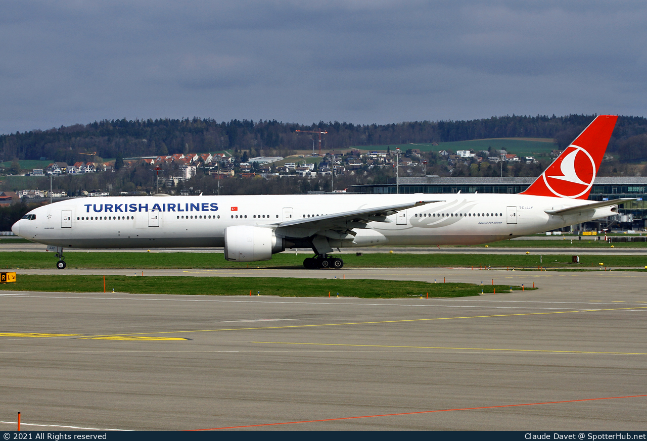 Photo of TC-JJY - Boeing 777-3F2(ER) operated by Turkish Airlines