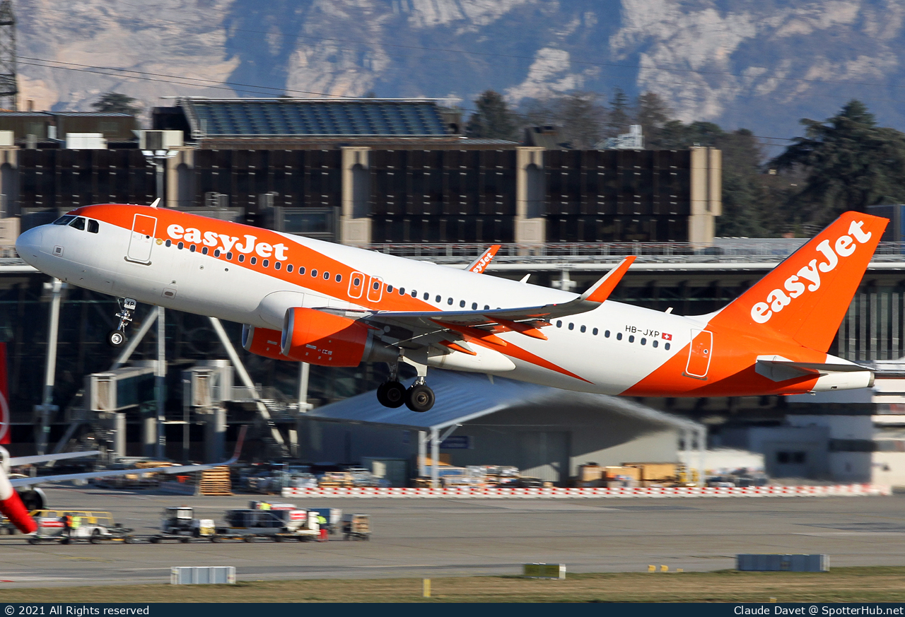 Photo of HB-JXP - Airbus A320-214 operated by easyJet Switzerland