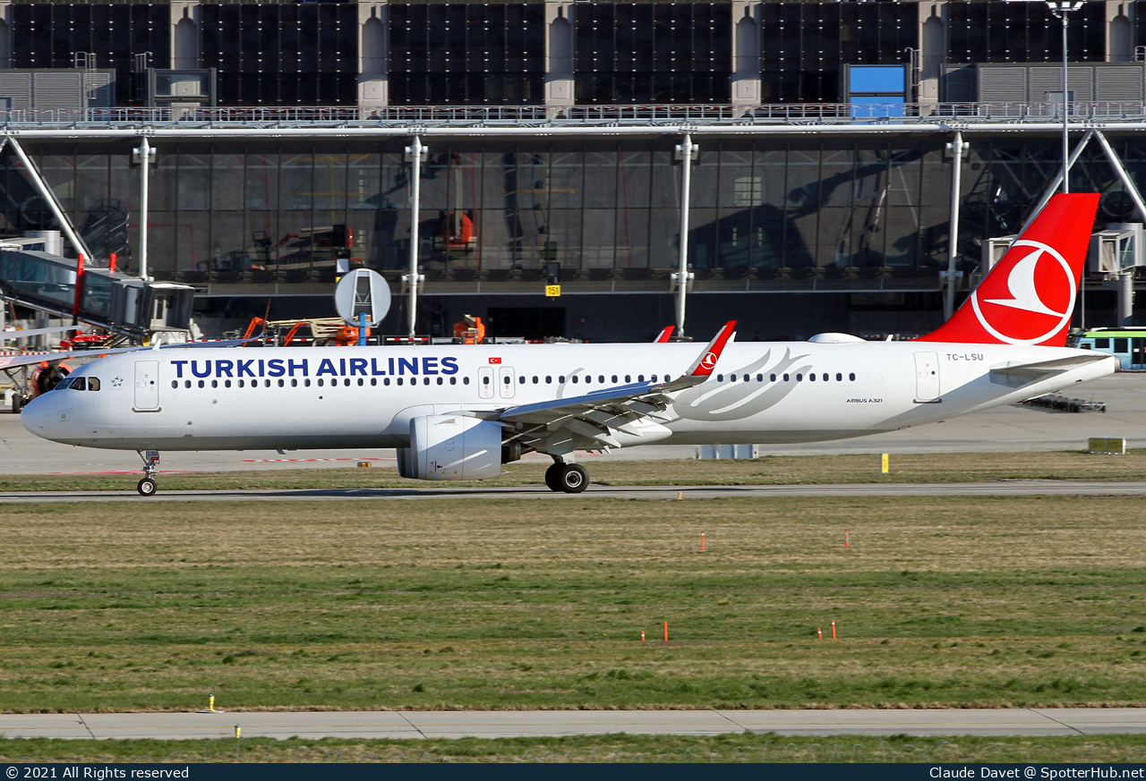 Photo of TC-LSU - Airbus A321-271NX operated by Turkish Airlines