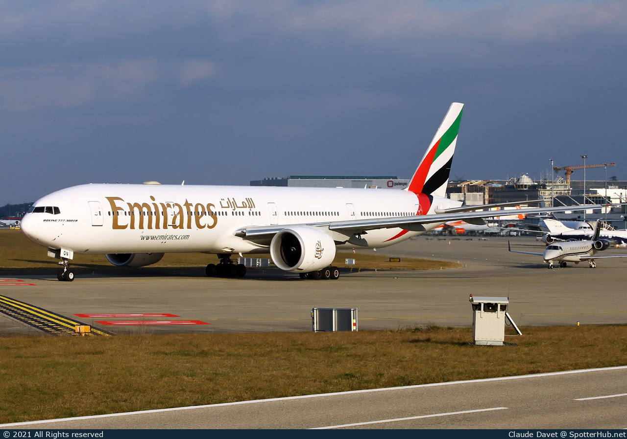 Photo of A6-EQN - Boeing 777-31H(ER) operated by Emirates