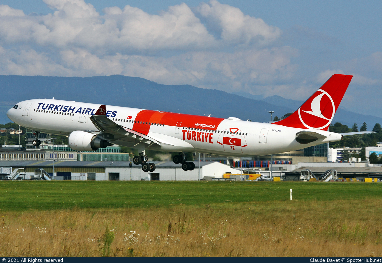 Photo of TC-LND - Airbus A330-303 operated by Turkish Airlines