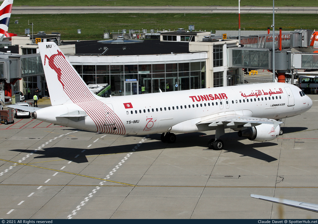 Photo of TS-IMU - Airbus A320-214 operated by Tunisair