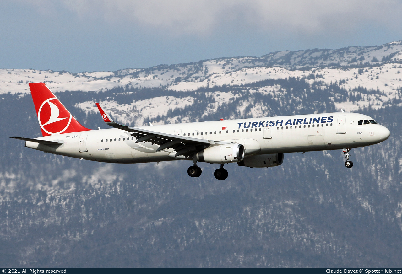 Photo of TC-JSK - Airbus A321-231 operated by Turkish Airlines