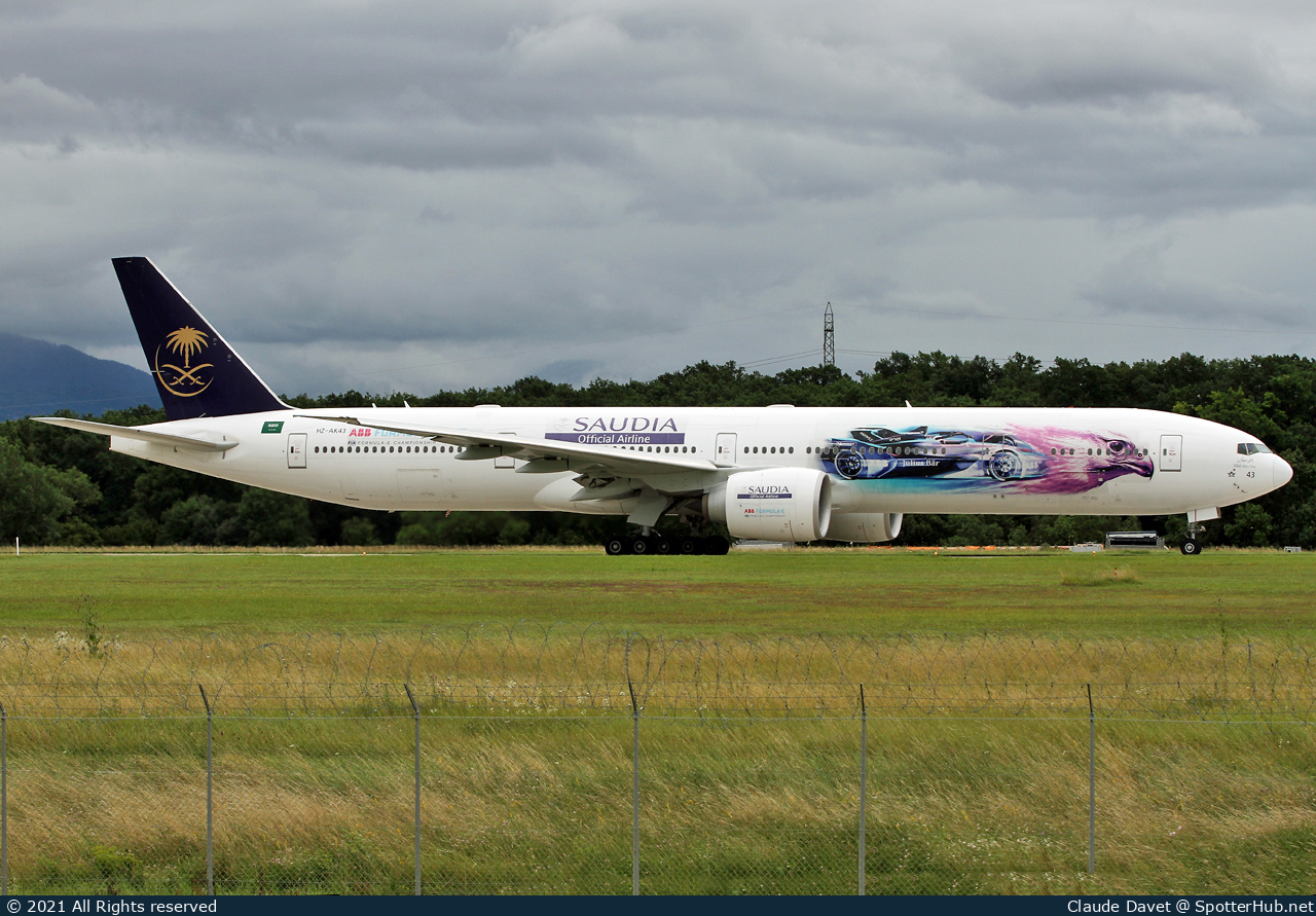 Photo of HZ-AK43 - Boeing 777-368(ER) operated by Saudia