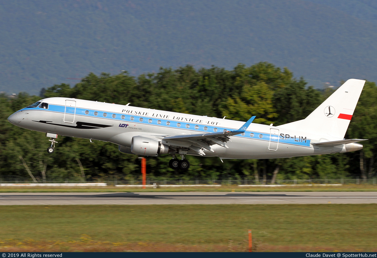 Photo of SP-LIM - Embraer ERJ-175LR operated by LOT Polish Airlines