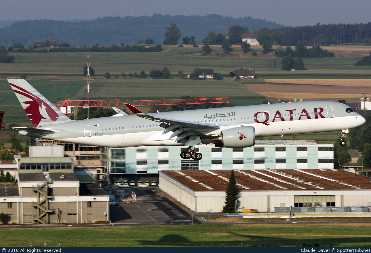Photo of A7-ALX - Airbus A350-941 operated by Qatar Airways