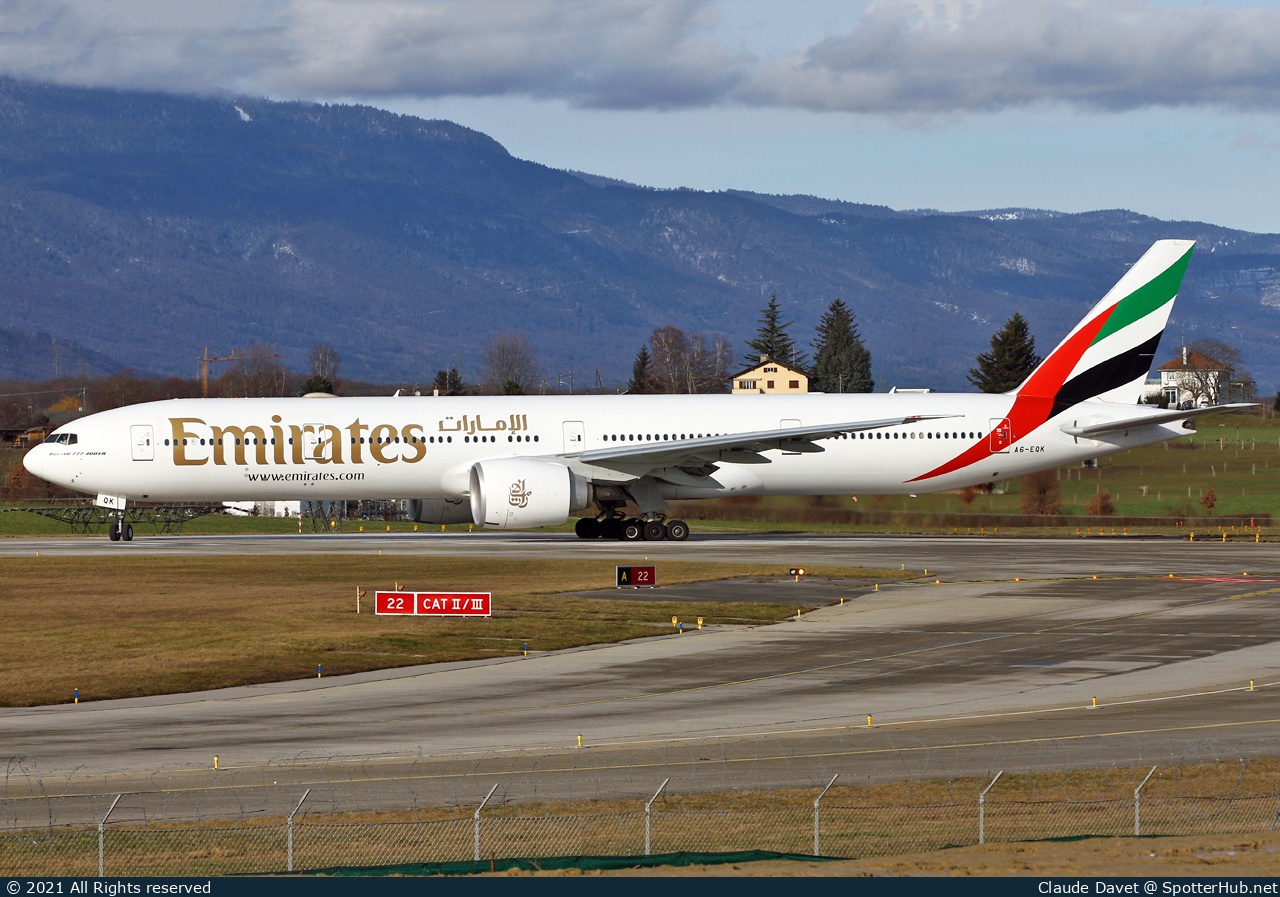 Photo of A6-EQK - Boeing 777-31H(ER) operated by Emirates