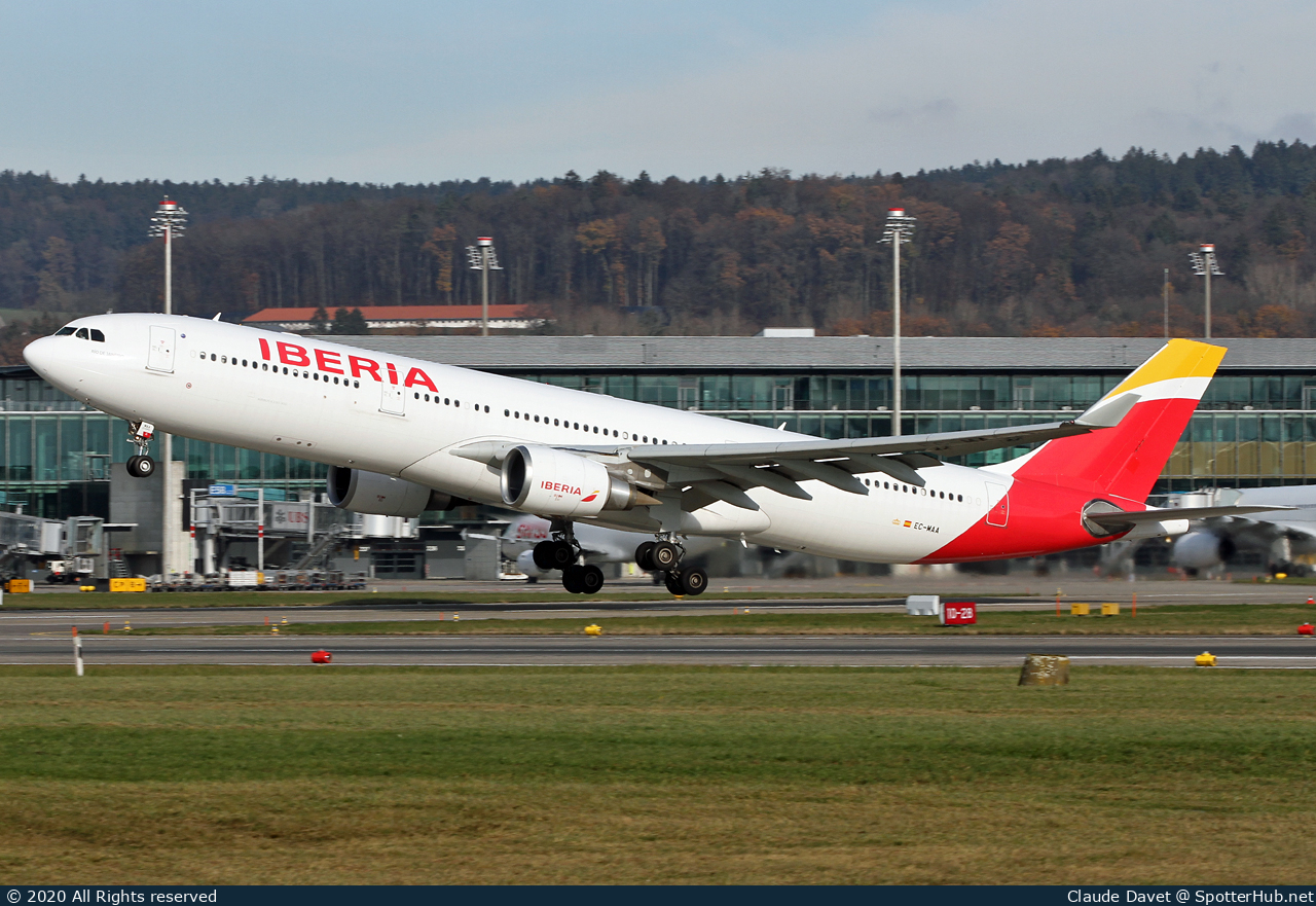 Photo of EC-MAA - Airbus A330-302 operated by Iberia