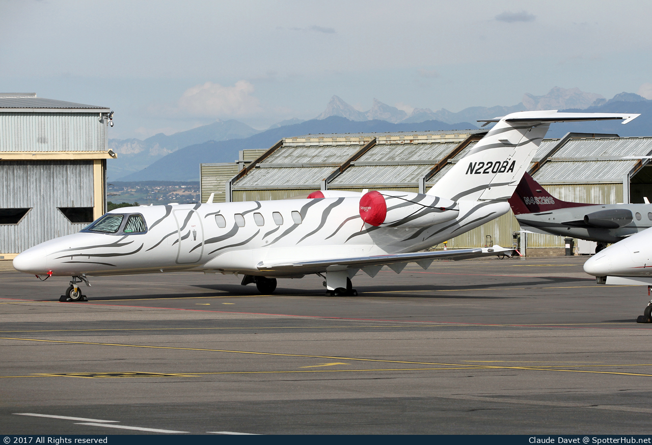 Photo of N220BA - Cessna 525C CitationJet CJ4 operated by Private
