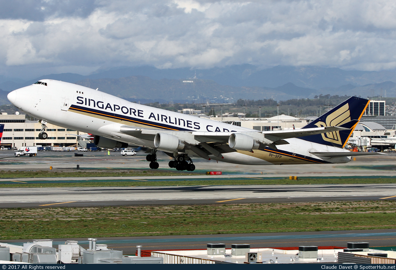 Photo of 9V-SFP - Boeing 747-412F operated by Singapore Airlines Cargo