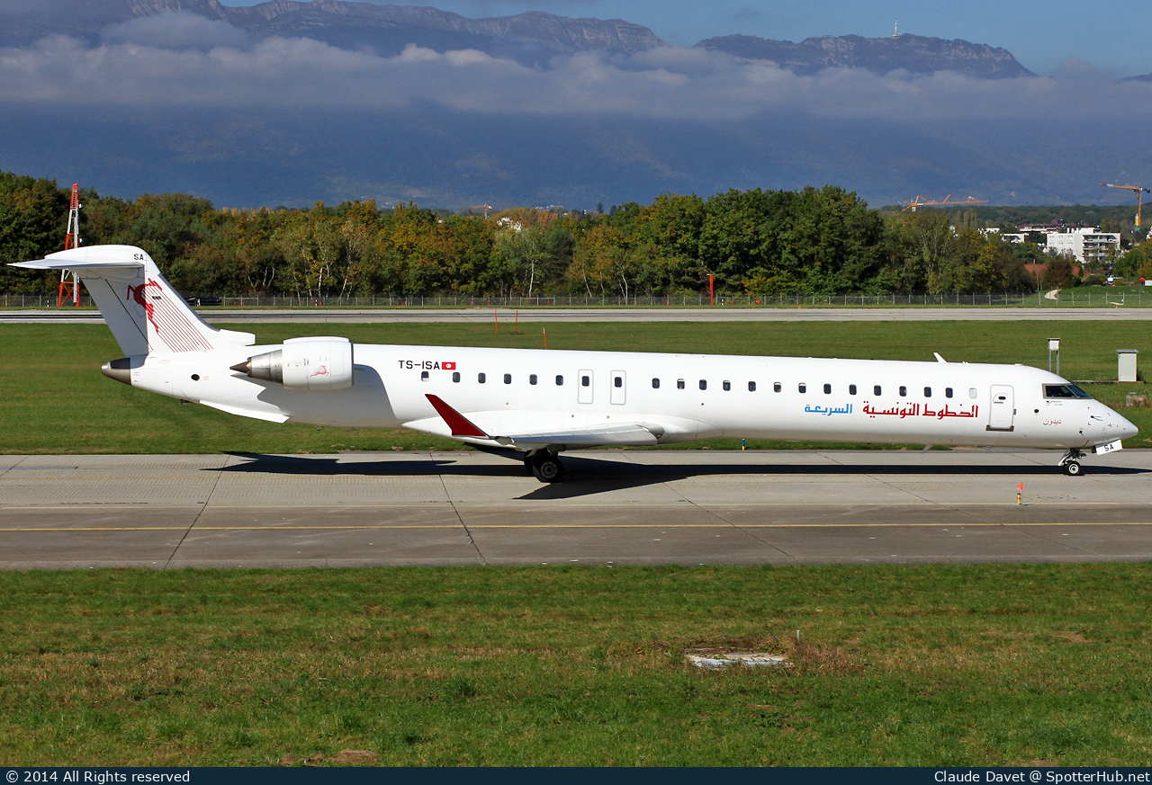 Photo of TS-ISA - Bombardier CRJ-900ER operated by Tunisair Express