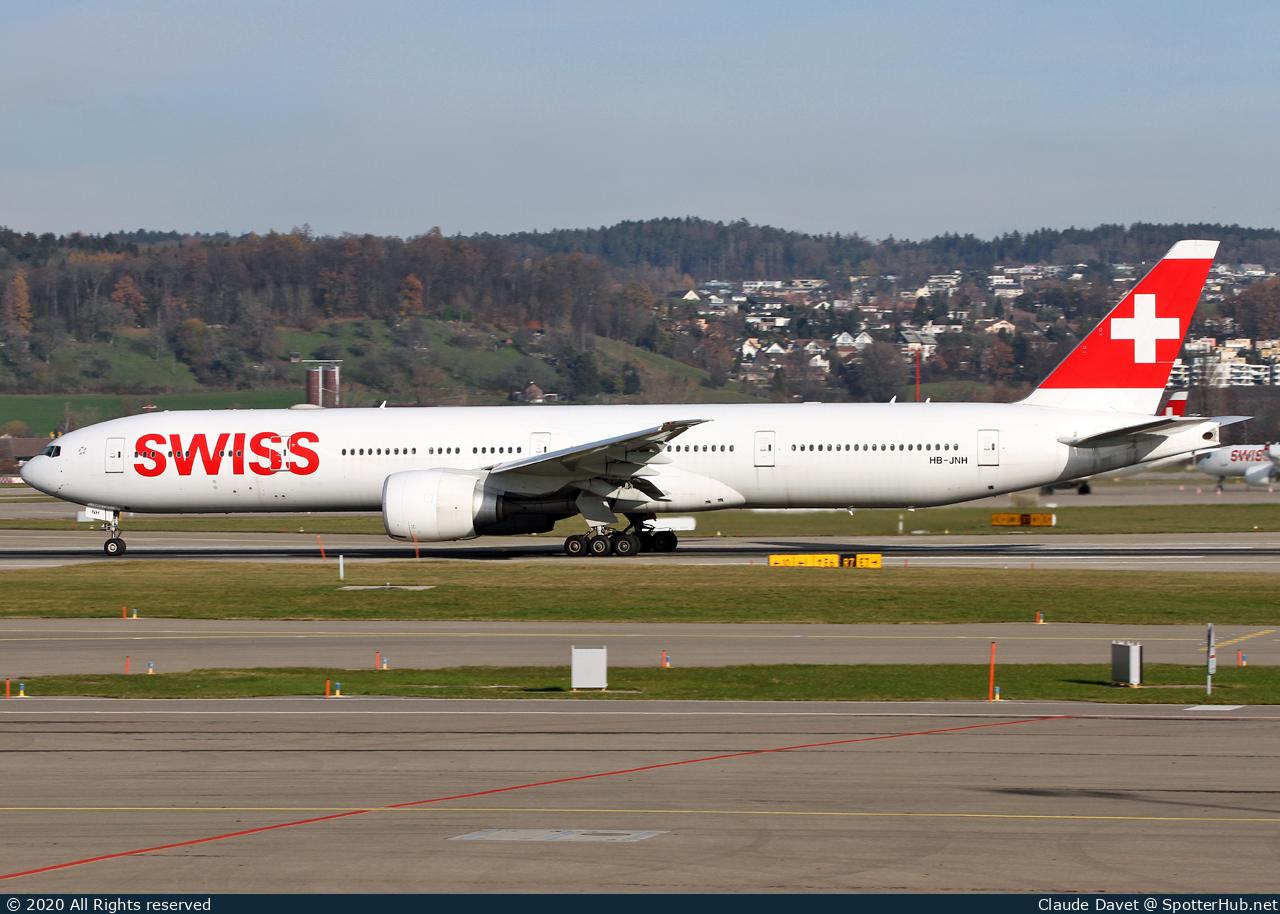 Photo of HB-JNH - Boeing 777-3DE(ER) operated by Swiss International Air Lines