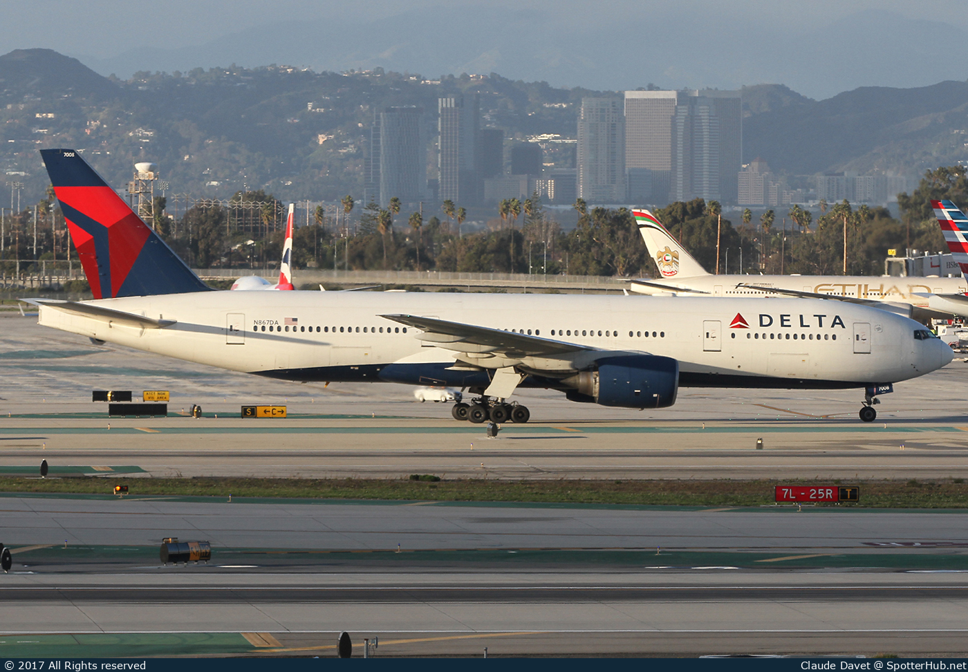 Photo of N867DA - Boeing 777-232(ER) operated by Delta Air Lines