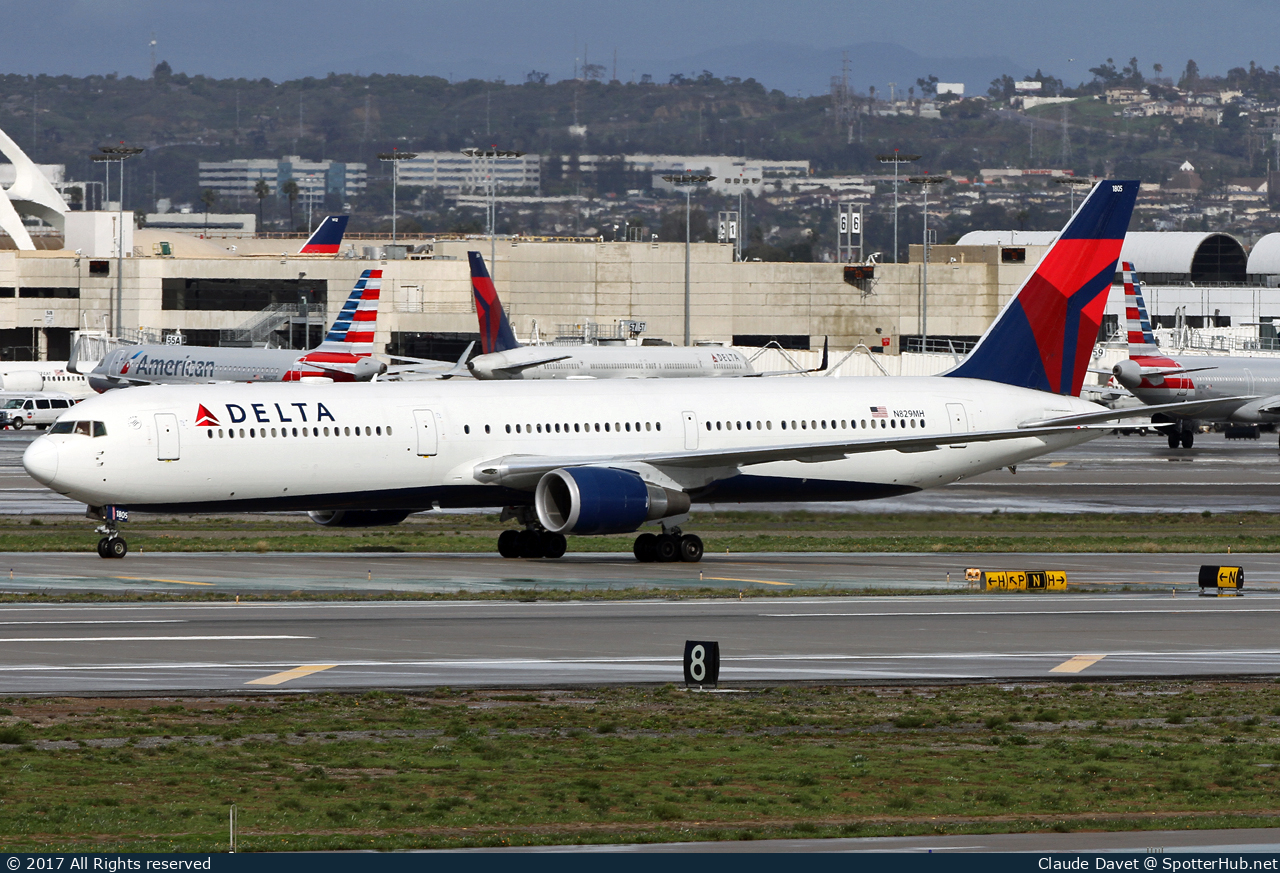 Photo of N829MH - Boeing 767-432(ER) operated by Delta Air Lines