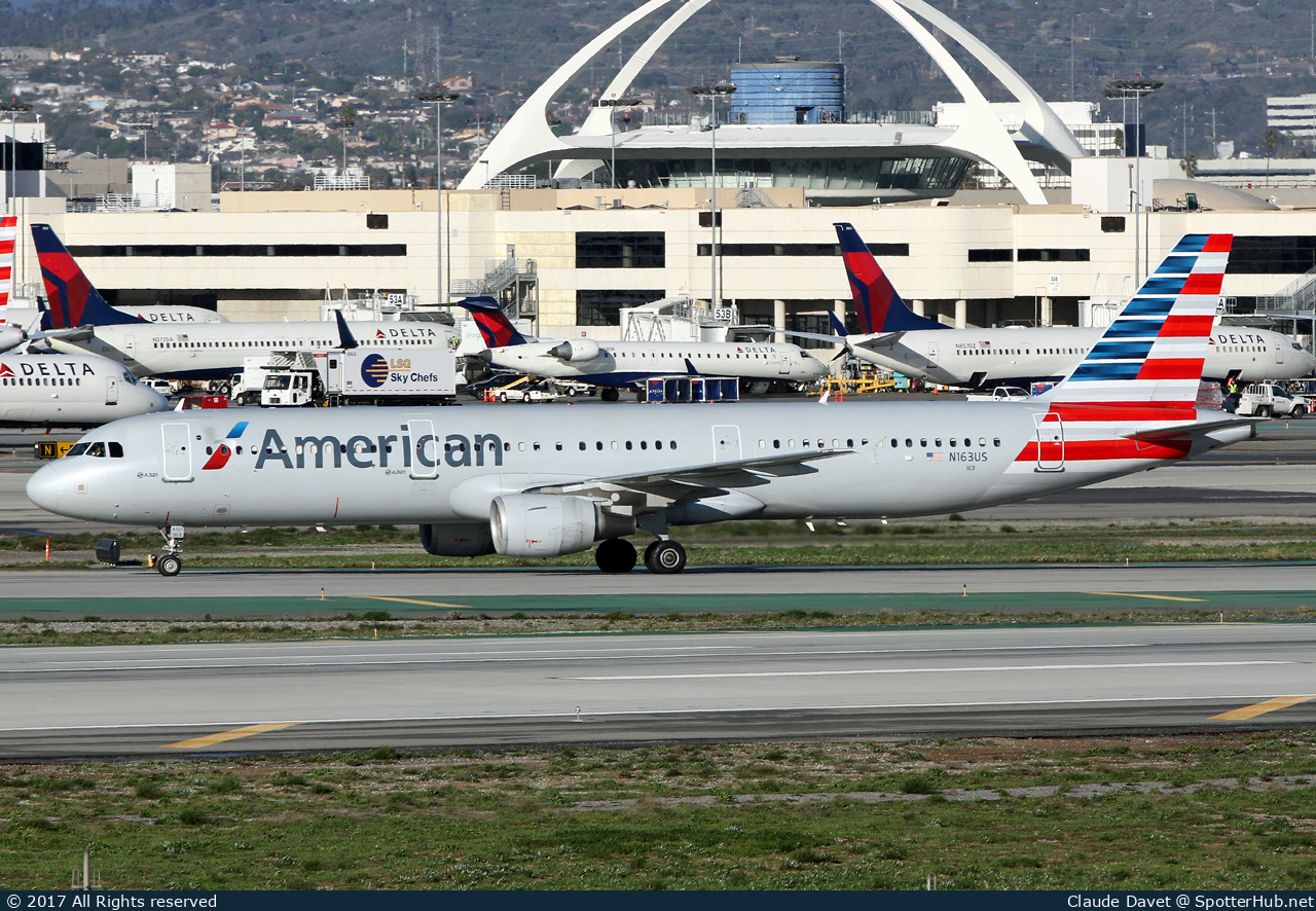 Photo of N163US - Airbus A321-211 operated by American Airlines