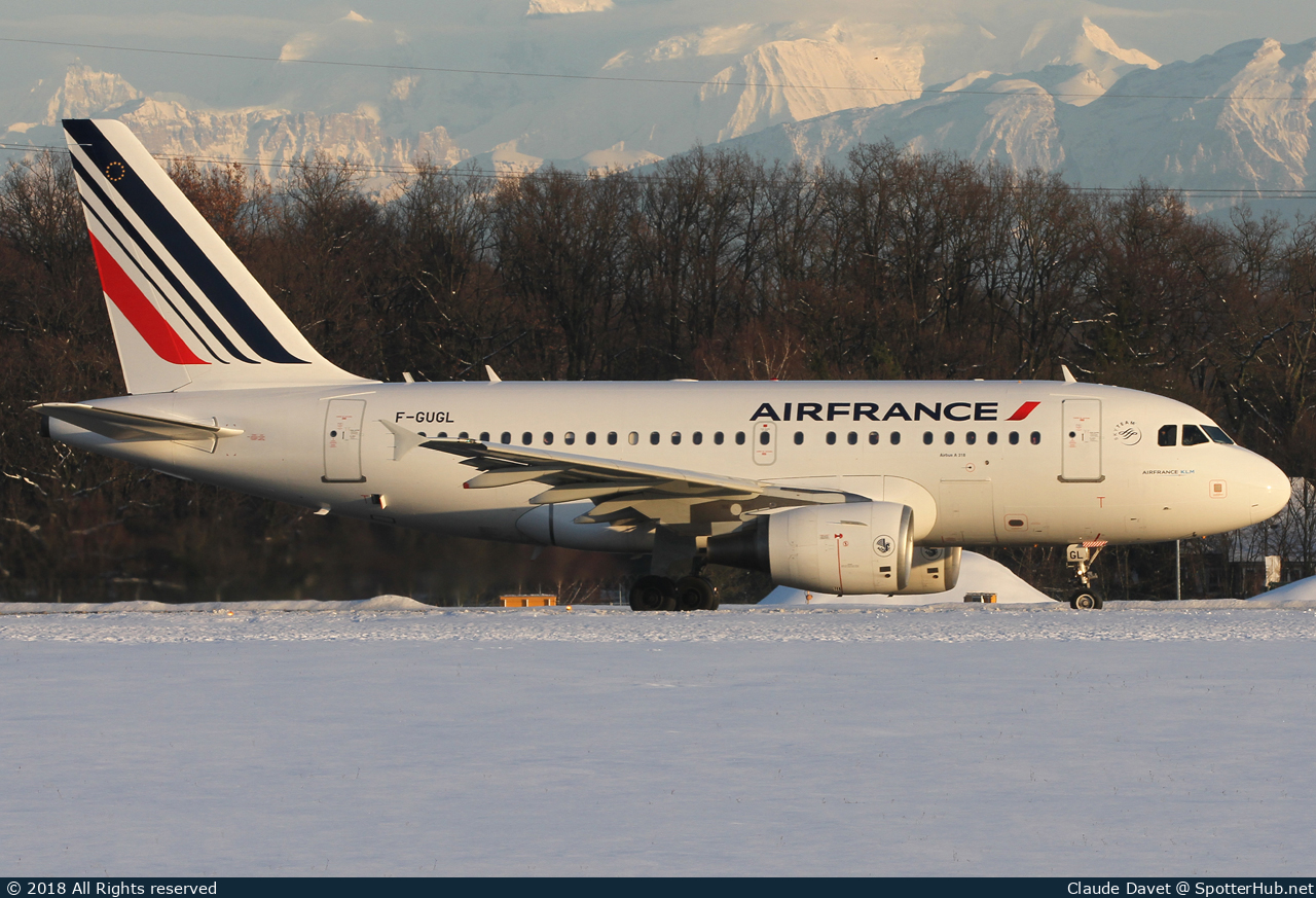 Photo of F-GUGL - Airbus A318-111 operated by Air France