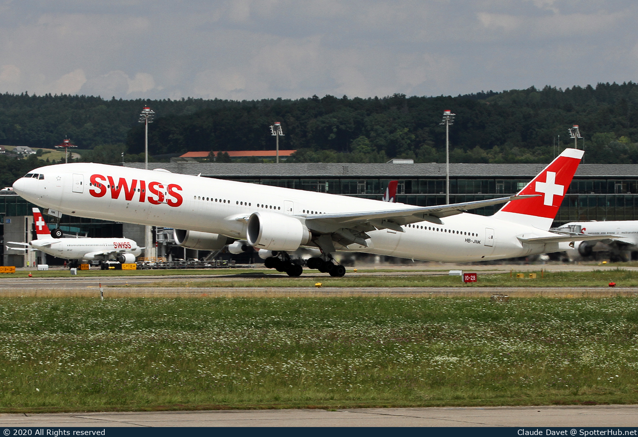 Photo of HB-JNK - Boeing 777-3DE(ER) operated by Swiss International Air Lines