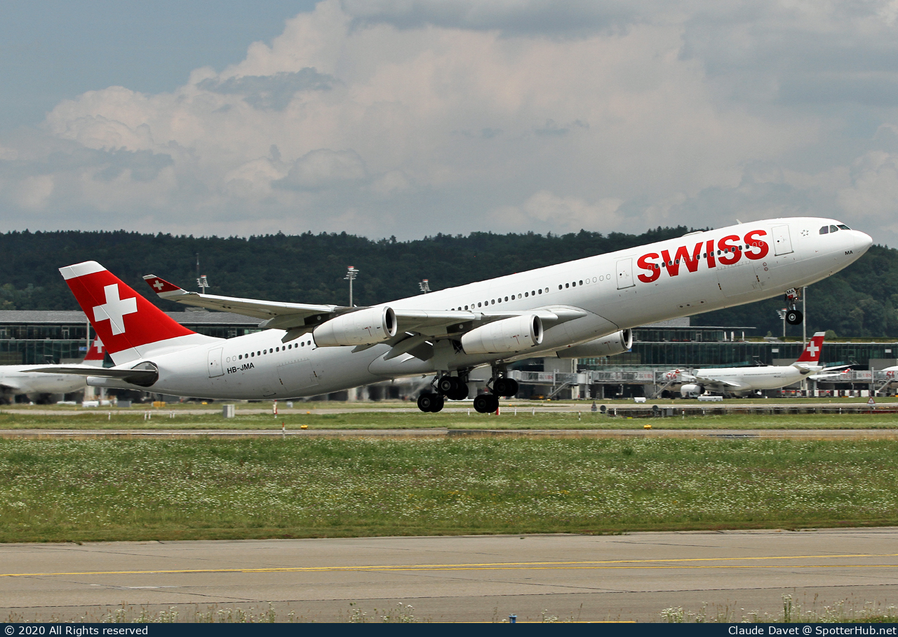 Photo of HB-JMA - Airbus A340-313 operated by Swiss International Air Lines