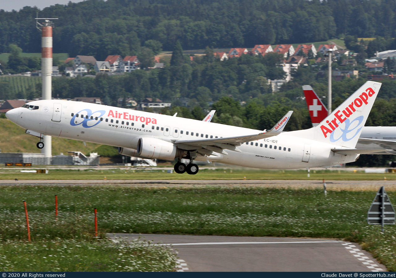 Photo of EC-IDT - Boeing 737-86Q operated by Air Europa