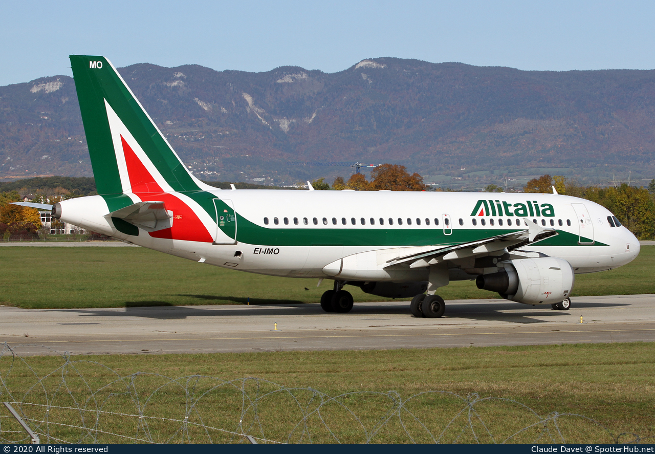 Photo of EI-IMO - Airbus A319-112 operated by Alitalia