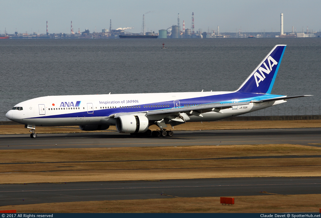 Photo of JA702A - Boeing 777-281 operated by ANA All Nippon Airways