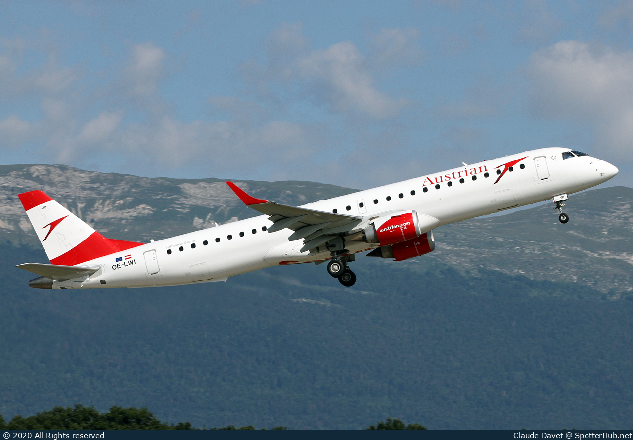 Photo of OE-LWI - Embraer ERJ-195LR operated by Austrian Airlines