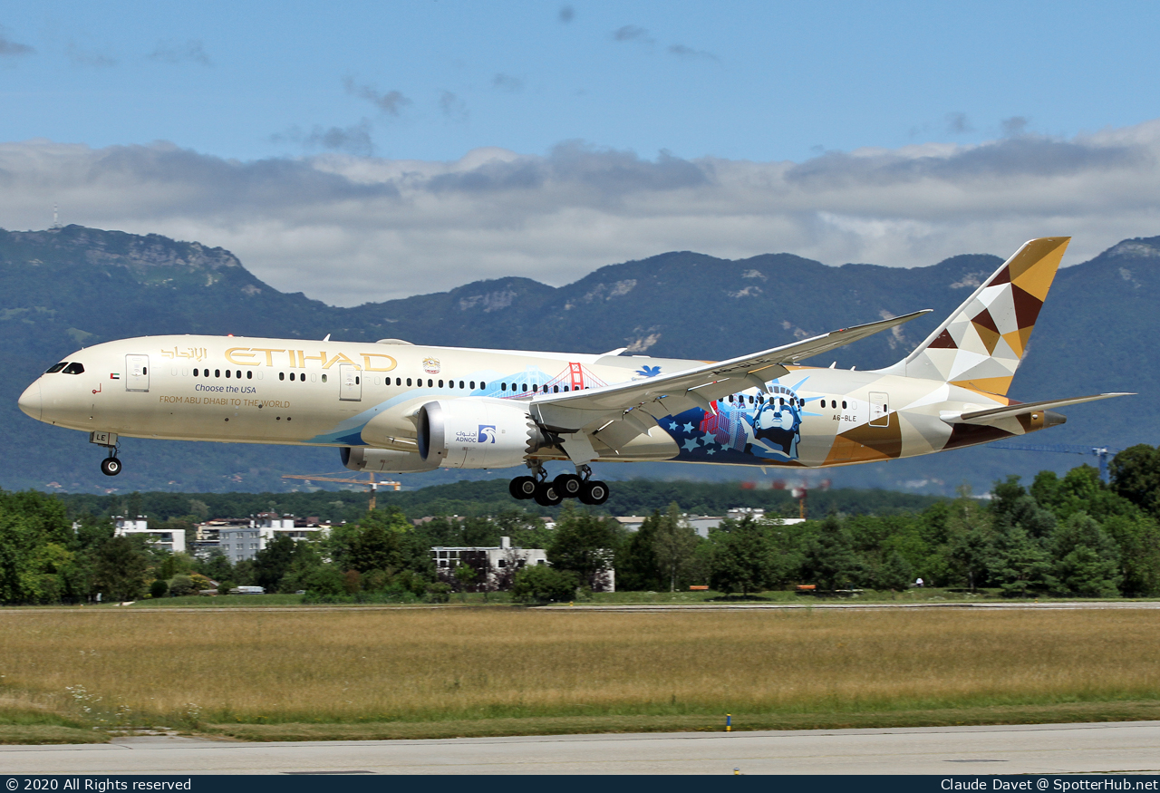 Photo of A6-BLE - Boeing 787-9 Dreamliner operated by Etihad Airways